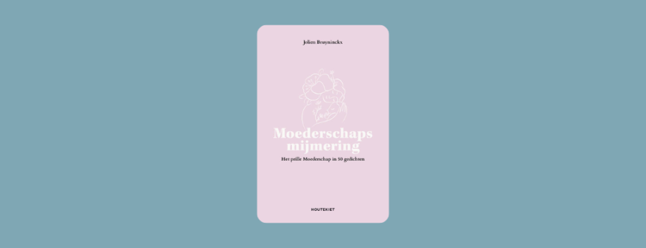 Een roze boekcover met een fineline tekening op in het wit van een mama die een kindje vasthoudt met bloemen mee verwerkt in de tekening. Daaronder staat de titel in het groot en wit: Moederschapsmijmering